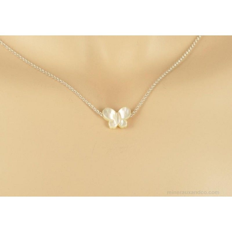 Pendentif papillon nacre et chaîne argent 925.