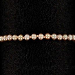 Bracelet petites perles de culture.