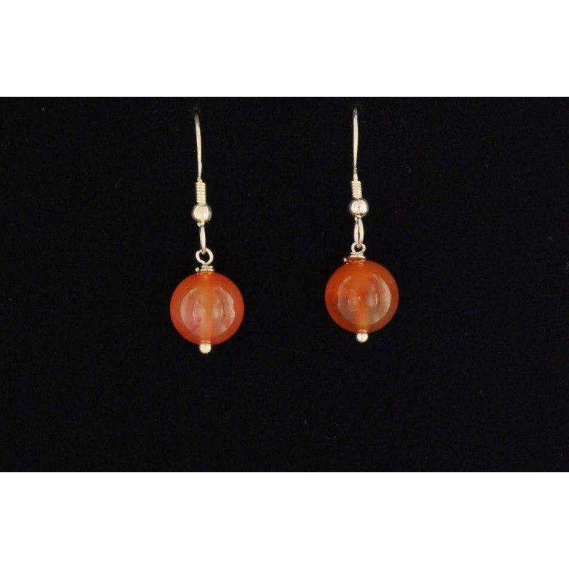Boucles d'oreilles en cornaline. Boucles d'oreilles en cornaline.
