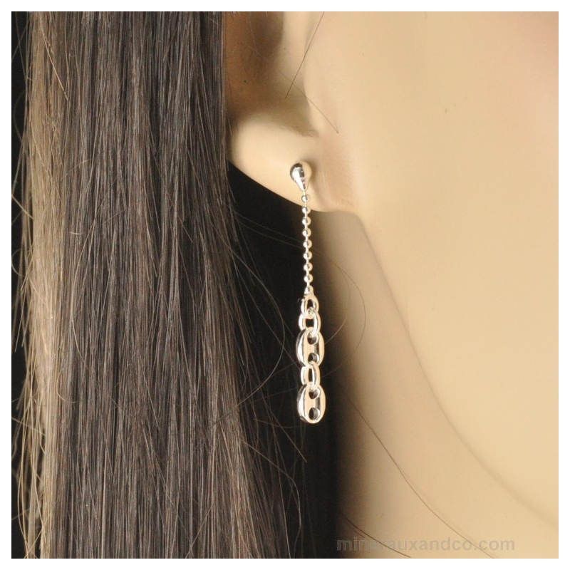 Boucles d'oreilles café. Boucles d'oreilles café.