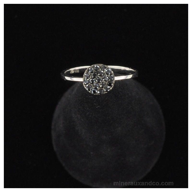 Bague pavé rond zirconium noir