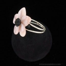 Bague anneau argent 925 fleur de nacre grise et rose.