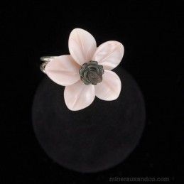 Bague anneau argent 925 fleur de nacre grise et rose.