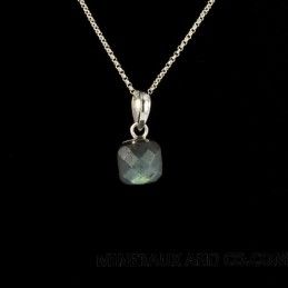 Pendentif labradorite chaîne argent 925.