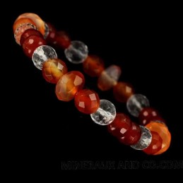 Bracelet perles cristal de roche et perles de cornaline facettées.
