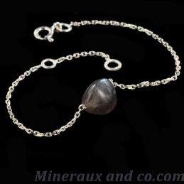 Bracelet argent 925 et perle ovale de labradorite.