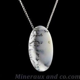 Collier en pierre opale dendrite.