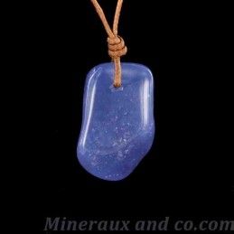 Pendentif calcédoine bleue en pierre roulée sur lien