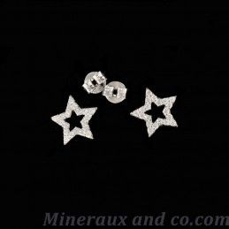 Boucles d'oreilles étoile et zirconiums.
