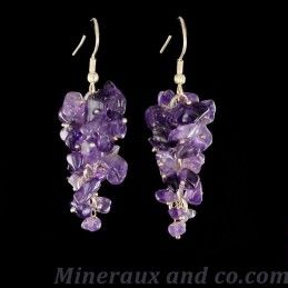 Boucles d' oreilles grappe en améthyste.