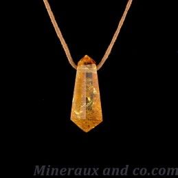 Pendentif citrine pointe bi-terminée.