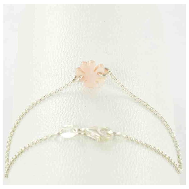 Bracelet argent 925 et trèfle de nacre rose.