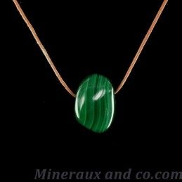 Pendentif malachite en pierre.