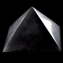 Pyramides shungite