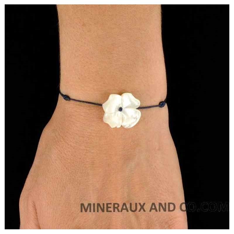 Bracelets fleurs de nacres blanches naturelles