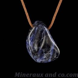 Pendentif en sodalite.