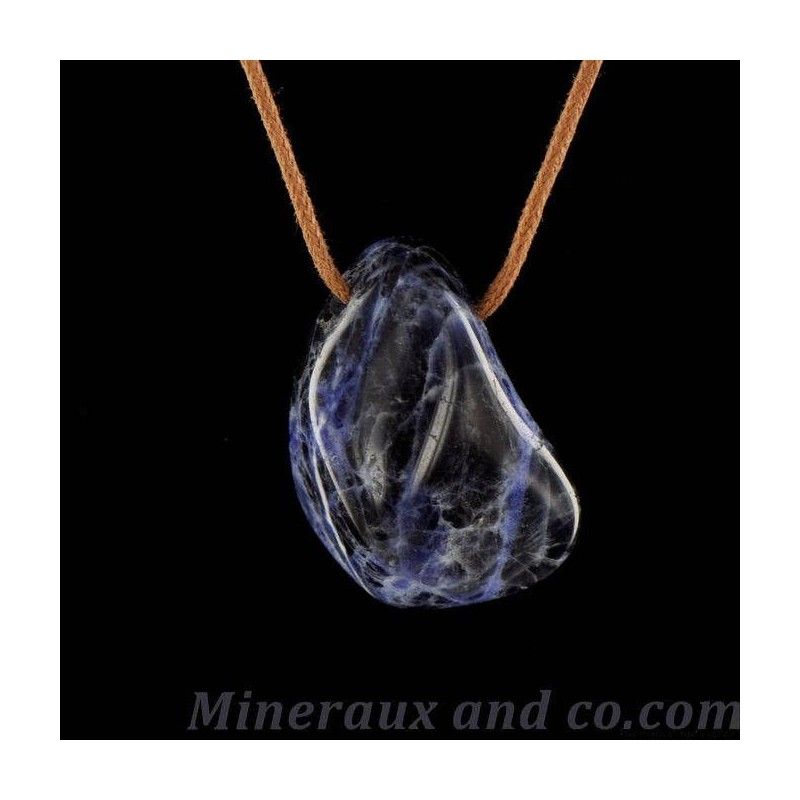 Pendentif en sodalite.