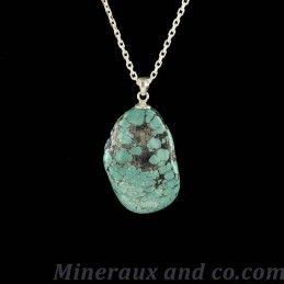 Turquoise tibetaine et chaîne argent.