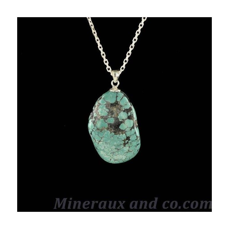 Turquoise tibetaine et chaîne argent.