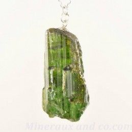 Pendentif tourmaline verte brute