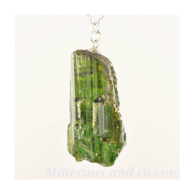 Pendentif tourmaline verte brute