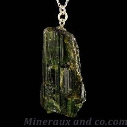 Pendentif tourmaline verte brute