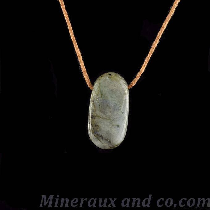 Pendentif En Labradorite Naturelle Cabochon - Pierre De Protection - O&co - Origine Madagascar - Neuf Sans Emballage