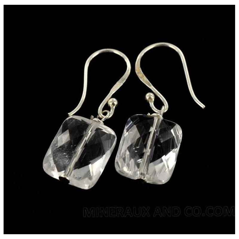 Boucles d'oreilles argent 925 et pierre coussin en cristal de roche.