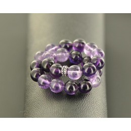 bracelet amethyste-magnifiques nuances violettes-bijou-renforce la spiritualite