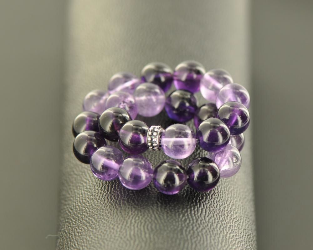 Bracelet Bangle En Améthyste Chevron Facetée - Lithothérapie, Pierres Violettes Uniques, Monté Sur élastique