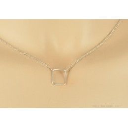 Pendentif chaîne et rectangle d'argent